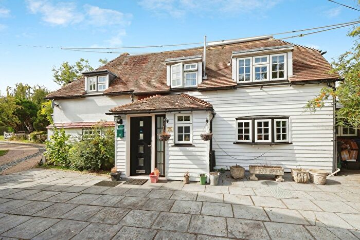 3 Bedroom Detached House For Sale In The Green, Eythorne, Dover, Kent, CT15