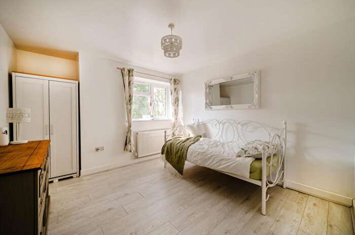 6 Bedroom Detached House For Sale In Westminster Drive, Kings Heath, Birmingham, B14