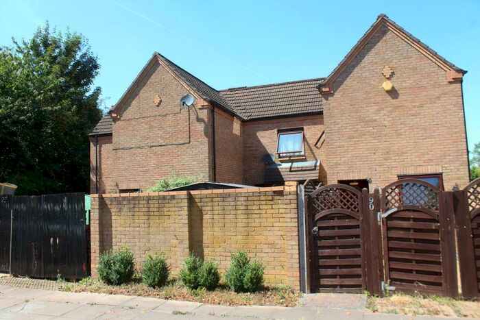 2 Bedroom Terraced House To Rent In Towan Avenue, Fishermead, MK6