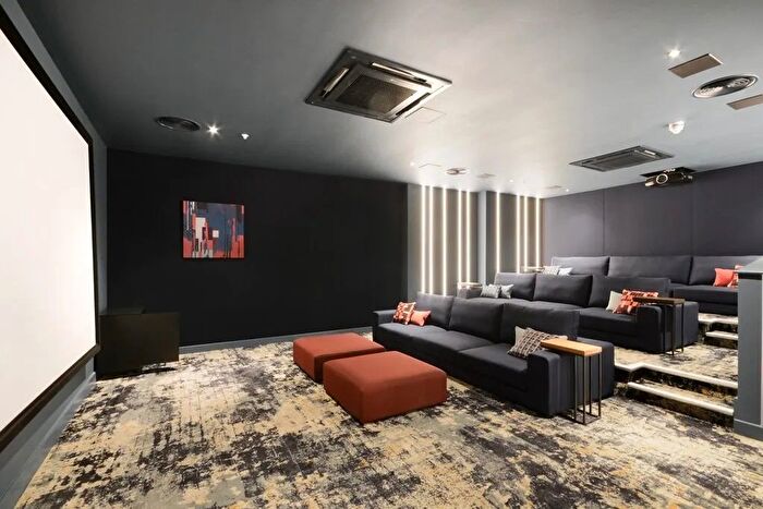 1 Bedroom Flat To Rent In Jacquard Point, Tapestry Way, Whitechapel, E1