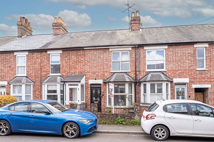 3 Bedroom Terraced House For Sale In Sunnyside Road, Chesham, HP5