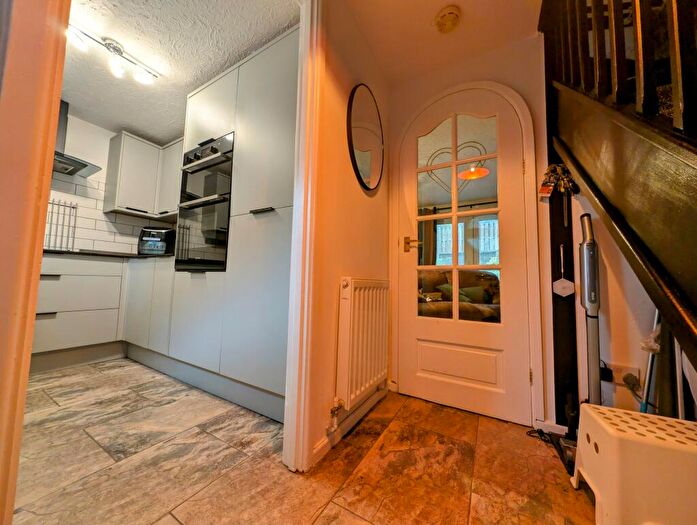 2 Bedroom Terraced House For Sale In Cwm Alarch, Glenboi, Mountain Ash, CF45