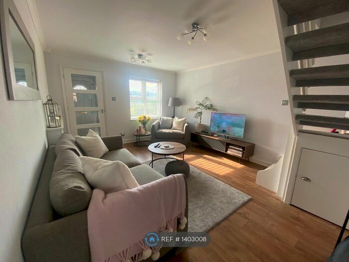 2 Bedroom Terraced House To Rent In Burmarsh Close, Chatham, ME5