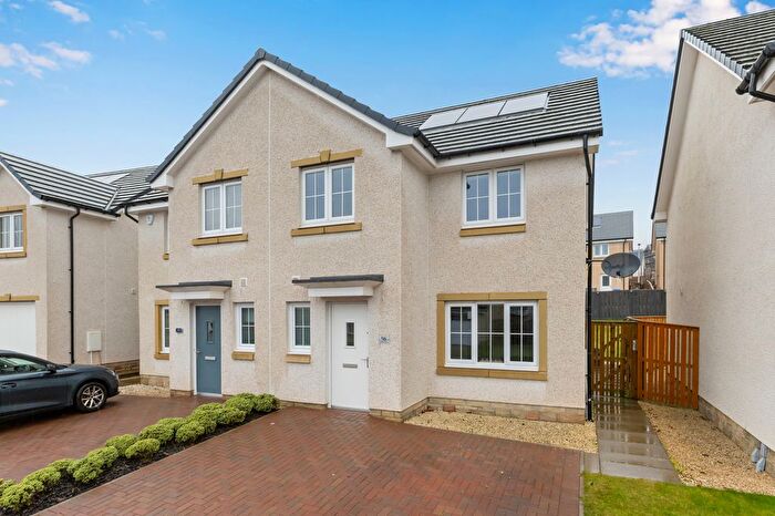 3 Bedroom Semi-Detached House For Sale In Bluebell Drive, Penicuik, EH26