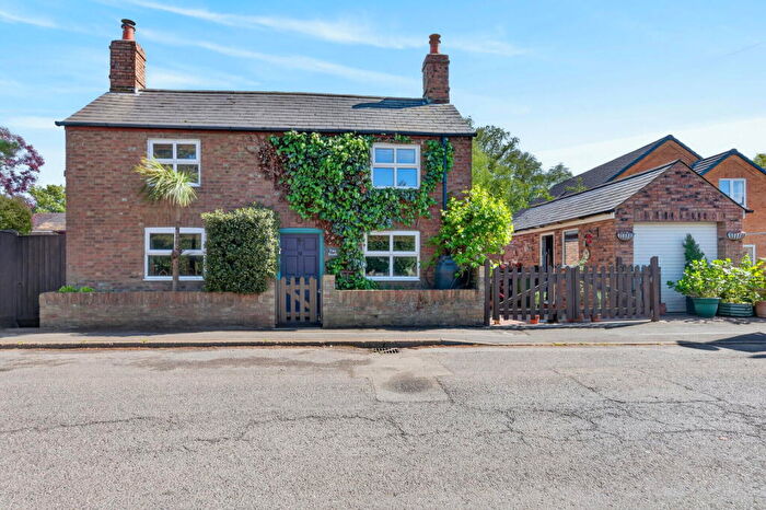 4 Bedroom Detached House For Sale In Station Street, Chatteris, PE16