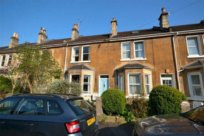 3 Bedroom Terraced House To Rent In Seymour Road, Bath, BA1