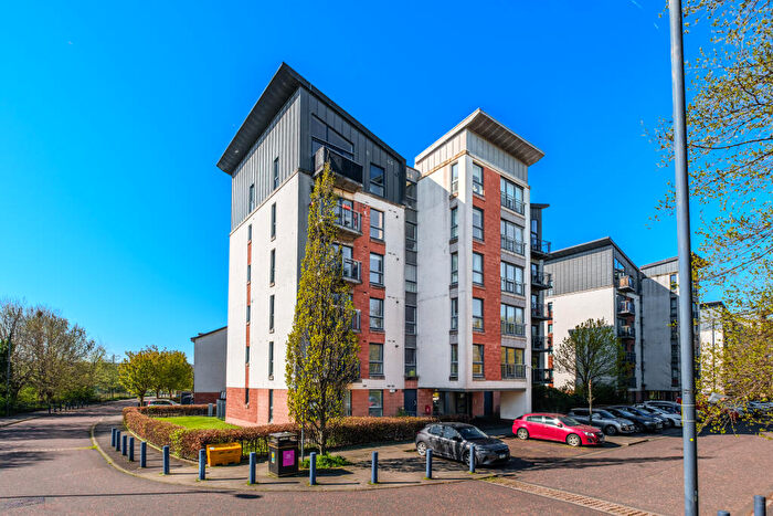 2 Bedroom Flat For Sale In Flat /, Haughview Terrace, Oatlands, G5