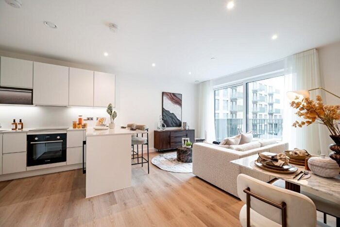 1 Bedroom Apartment For Sale In Kidbrooke Village Sales & Marketing Suite, Pegler Square, London, SE3