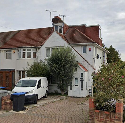 Studio To Rent In Monks Park, Wembley, HA9