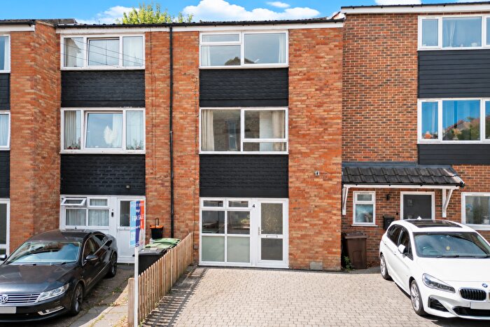 4 Bedroom Terraced House For Sale In Modern Family Home In Excellent Condition With No Chain, ME16