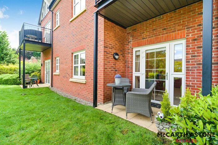 1 Bedroom Apartment For Sale In Ravenshaw Court, Four Ashes Road, Bentley Heath, Solihull, B93