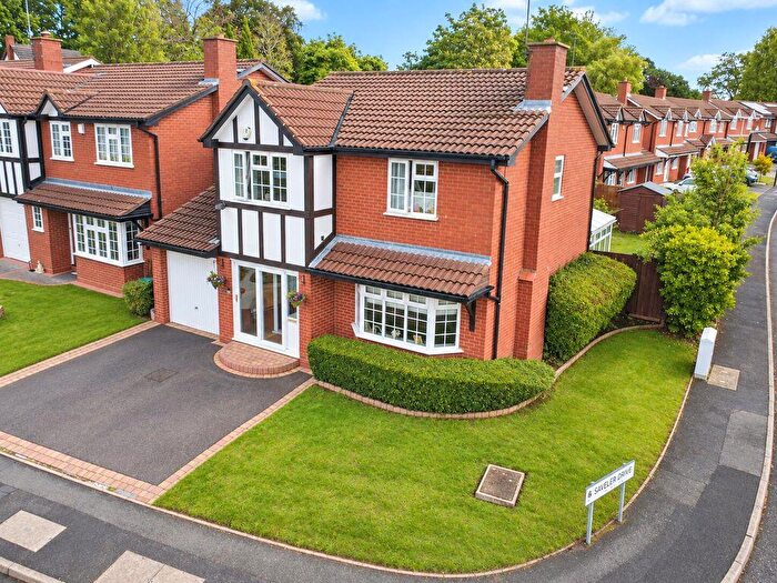 4 Bedroom Detached House For Sale In Betteridge Drive, Sutton Coldfield, B76