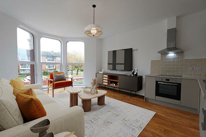 2 Bedroom Apartment For Sale In York Road, Birkdale, Southport, Merseyside, PR8