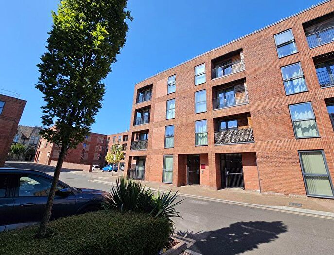 1 Bedroom Apartment To Rent In Kiln Close, Gloucester, GL1
