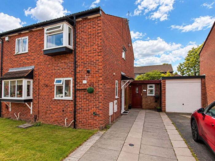 2 Bedroom Semi Detached House For Sale In Marlborough Drive, Sydenham, Leamington Spa, CV31
