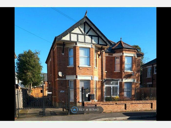 2 Bedroom Flat To Rent In Richmond Wood Road, Bournemouth, BH8