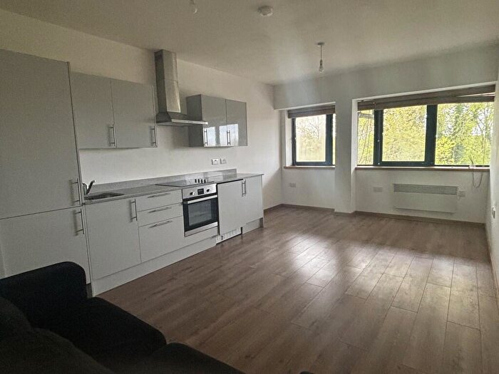 1 Bedroom Apartment To Rent In The Quadrant, SN5