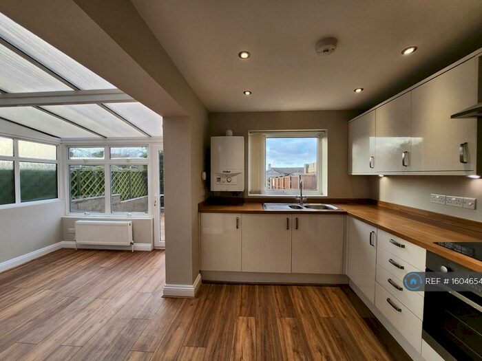 3 Bedroom Terraced House To Rent In Kingsway, St. George, Bristol, BS5