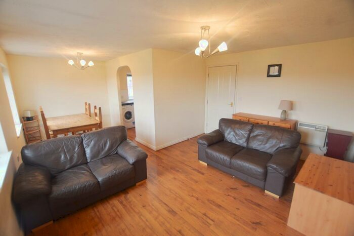 3 Bedroom Apartment To Rent In Wulfric Road, Manor, Sheffield, S2