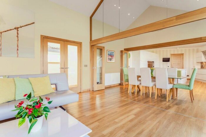 5 Bedroom Detached House For Sale In Claddens Holdings, Lindsaybeg Road, Lenzie, G66