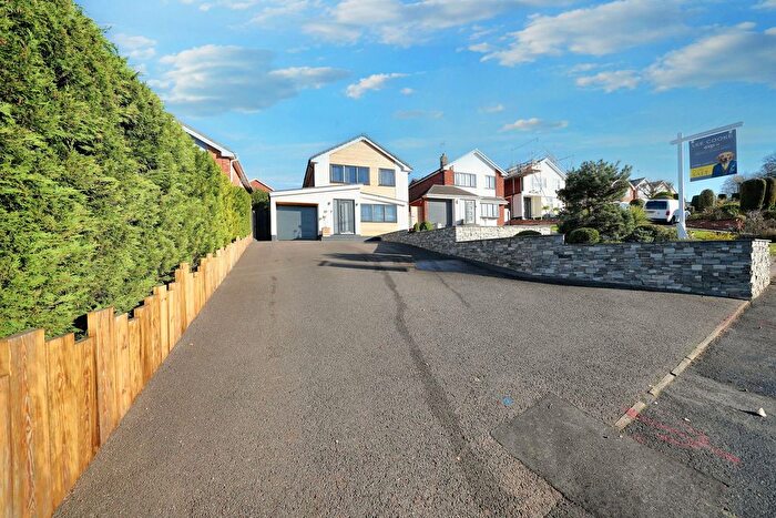 3 Bedroom Detached House For Sale In Stafford Lane, Hednesford, Cannock, WS12