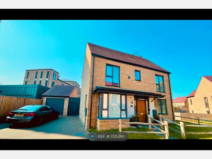 3 Bedroom Detached House To Rent In Chaplin Place, Coulsdon, CR5