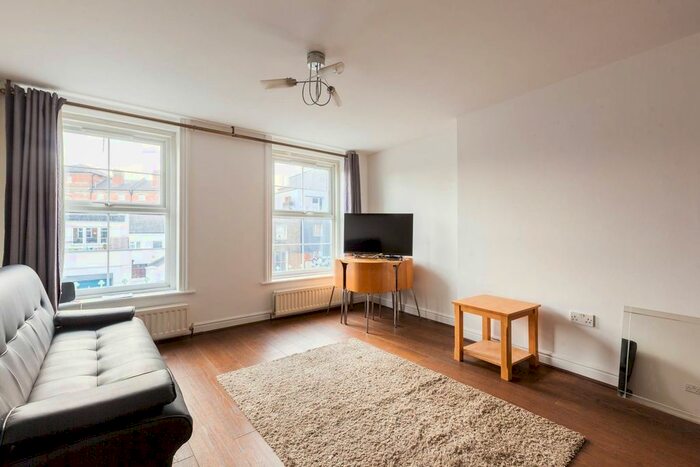1 Bedroom Flat To Rent In Hackney Road, London Fields, London, E2