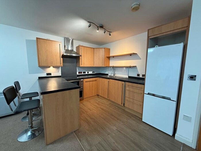 2 Bedroom Flat To Rent In Weekday Cross, Nottingham, NG1