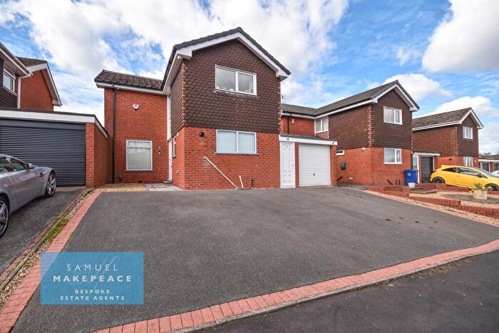 3 Bedroom Link Detached House For Sale In Milan Drive, The Westlands, Newcastle, ST5