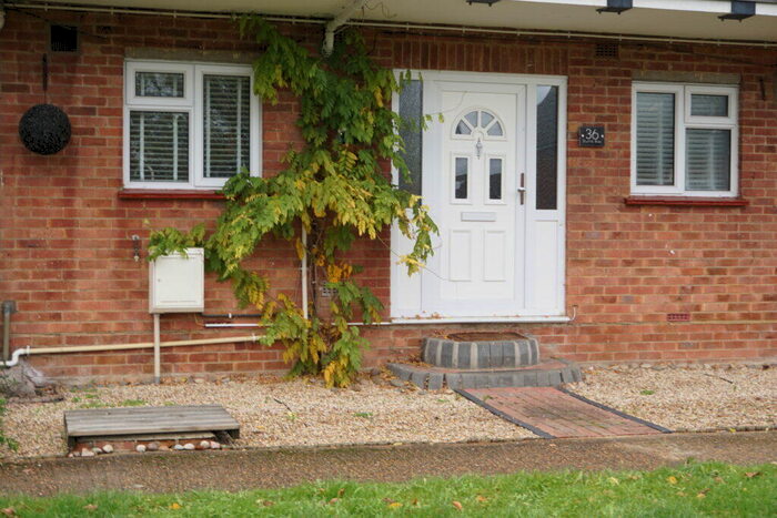 1 Bedroom Flat To Rent In Burns Way, Brentwood, Essex, CM13