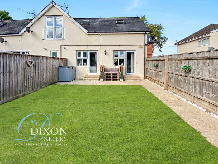1 Bedroom Flat For Sale In Church Road, Ferndown, Dorset, BH22
