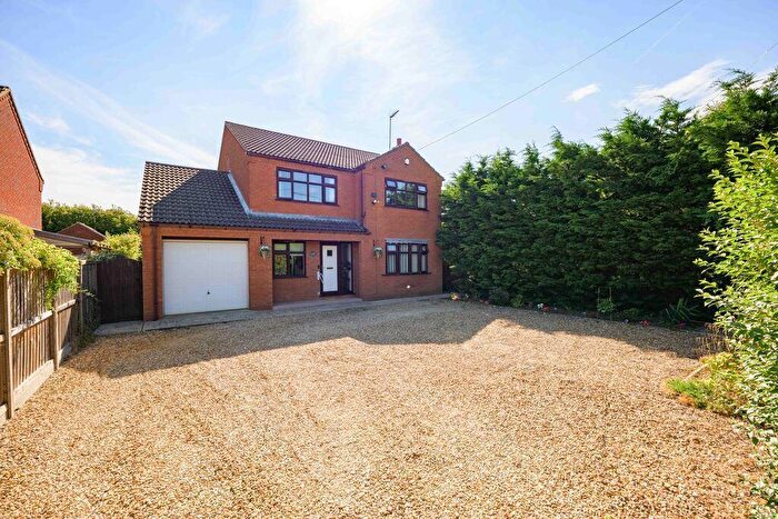 3 Bedroom Detached House For Sale In Elm Low Road, Wisbech, Cambridgeshire, PE14