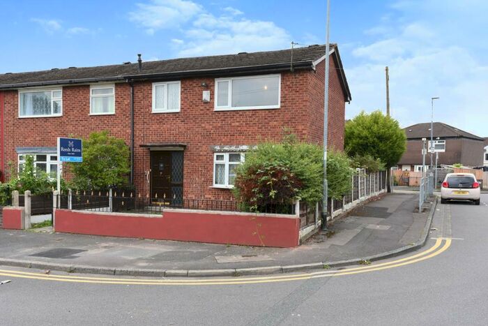 3 Bedroom Terraced House To Rent In Pickmere Close, Droylsden, Manchester, Greater Manchester, M43