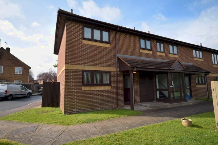 1 Bedroom Flat To Rent In River View, Gillingham, ME8