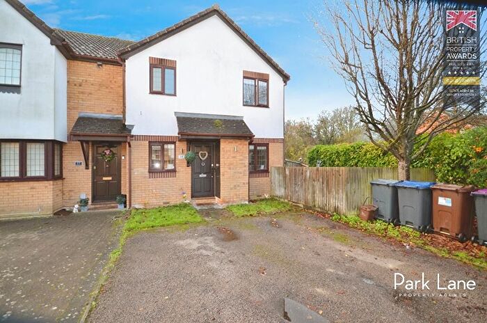 1 Bedroom End Of Terrace House For Sale In Cromwell Close, Bishops Stortford, CM23