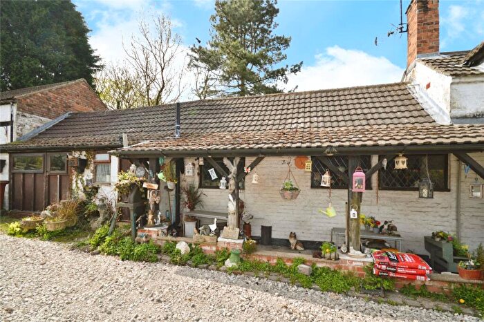 5 Bedroom Semi-Detached House For Sale In Repton Road, Hartshorne, Swadlincote, Derbyshire, DE11