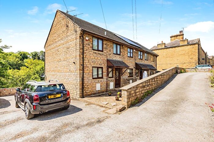 3 Bedroom Semi-Detached House For Sale In Whitegate Croft, Halifax, Calderdale, West Yorkshire, HX3