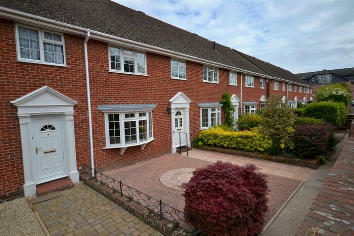 3 Bedroom Terraced House To Rent In Brunswick Place, Lymington, SO41