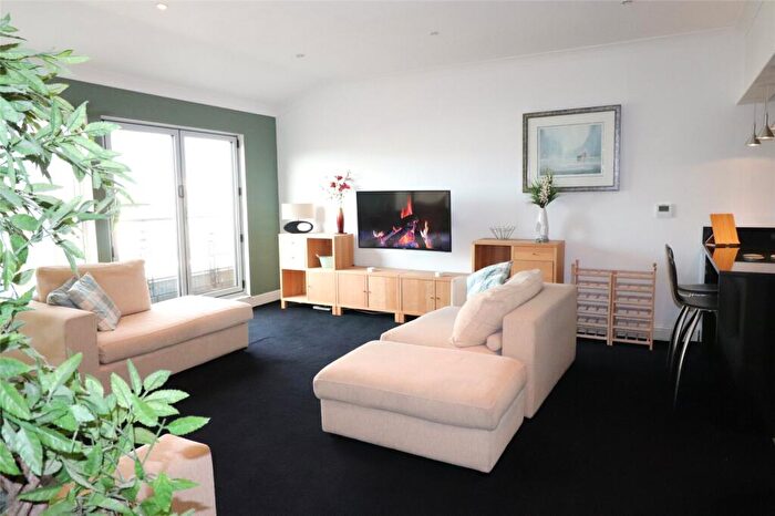 3 Bedroom Apartment For Sale In Scotland Street, Birmingham, B1