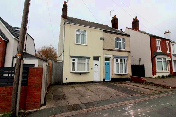 3 Bedroom Semi-Detached House To Rent In Broad Lane South, Wednesfield, WV11