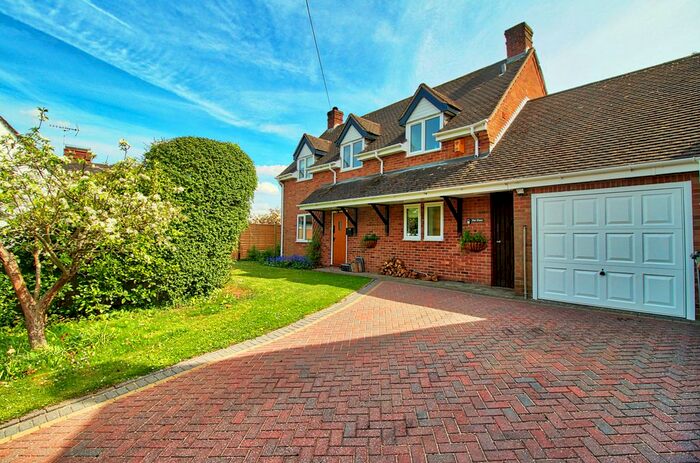 3 Bedroom Detached House For Sale In Main Street, Church Lench, Evesham, WR11