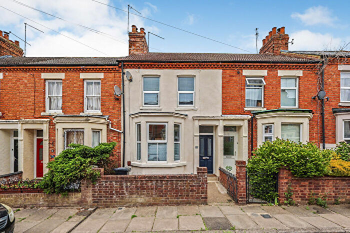 2 Bedroom Terraced House To Rent In Shelley Street, Northampton, Northamptonshire, NN2