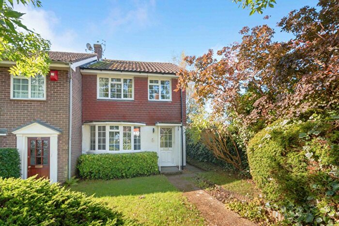3 Bedroom Semi-Detached House For Sale In Browns Lane, Uckfield, TN22