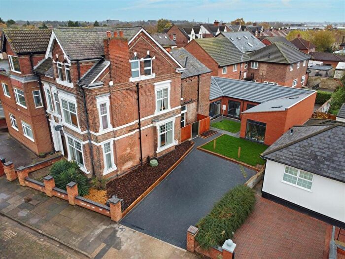 10 Bedroom Semi Detached House For Sale In Meadow Road, Beeston Rylands, NG9