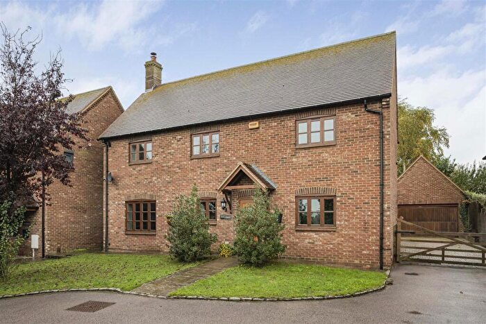 4 Bedroom House For Sale In Charndon, Bicester, OX27