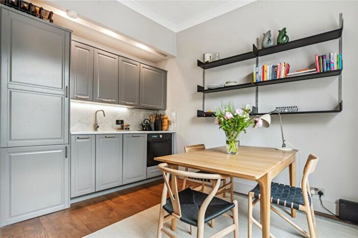 1 Bedroom Apartment For Sale In Sharpleshall Street, Primrose Hill, London, NW1