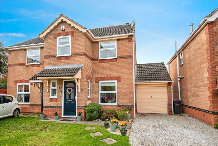 3 Bedroom Semi-detached House For Sale In Curtis Drive, Lincoln, Lincolnshire, LN4