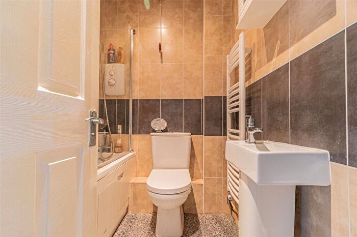 2 Bedroom Terraced House For Sale In Chatsworth Road, Abbey Meads, Swindon, Wiltshire, SN25