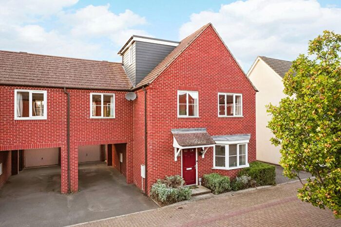 5 Bedroom Detached House For Sale In Churston, Broughton, Milton Keynes, MK10