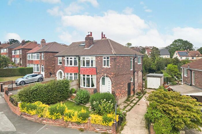 3 Bedroom Semi-detached House For Sale In Spennithorne Avenue, Lawnswood, Leeds, LS16